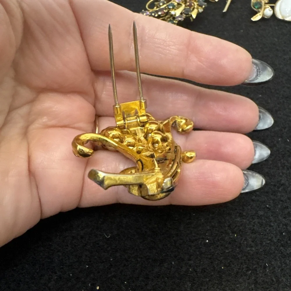 Trifari A Philippe Empress Eugenie Gold Pave & Pearls Floral Spray Pin Fur Clip